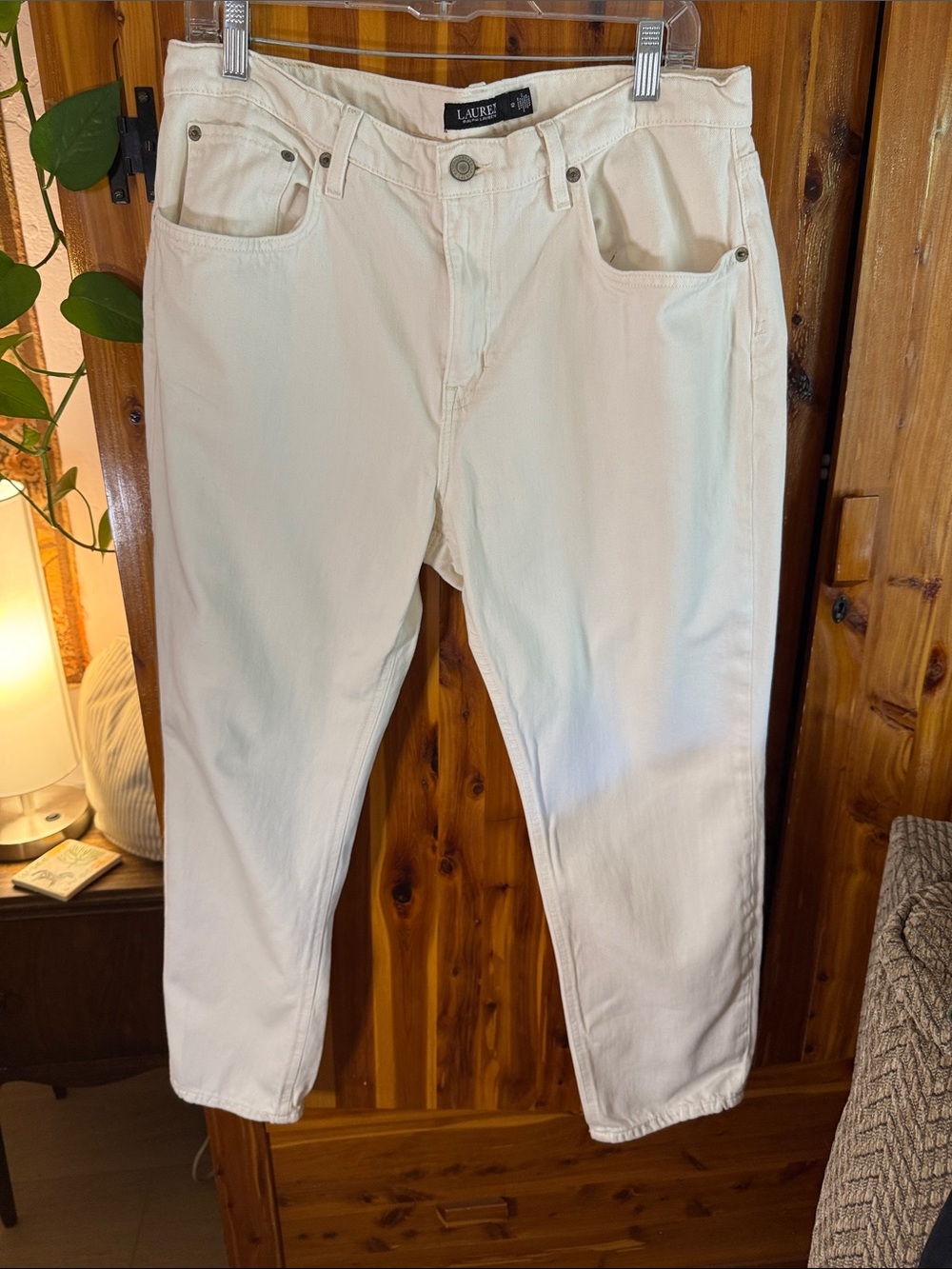 Lauren Ralph Lauren Women’s Cream-Colored Relaxed Jeans
